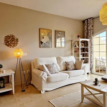 Royal Golf View: 2br, Pools & Ac Sitio de Calahonda